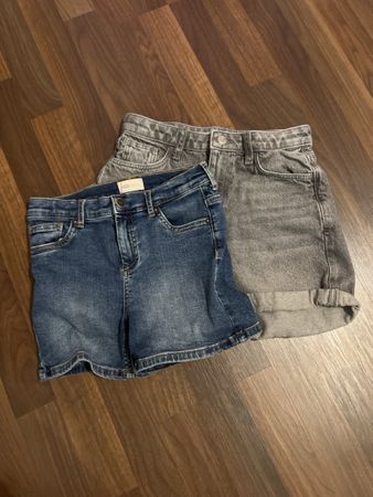 Kurze Hosen 146/152