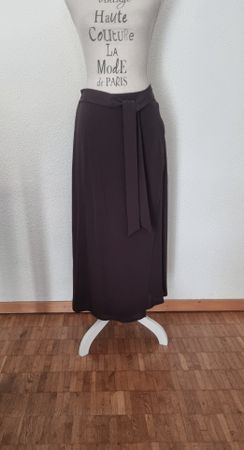 Exklusiver Jupe von der Marke RIANI Gr. 40 *NEU*