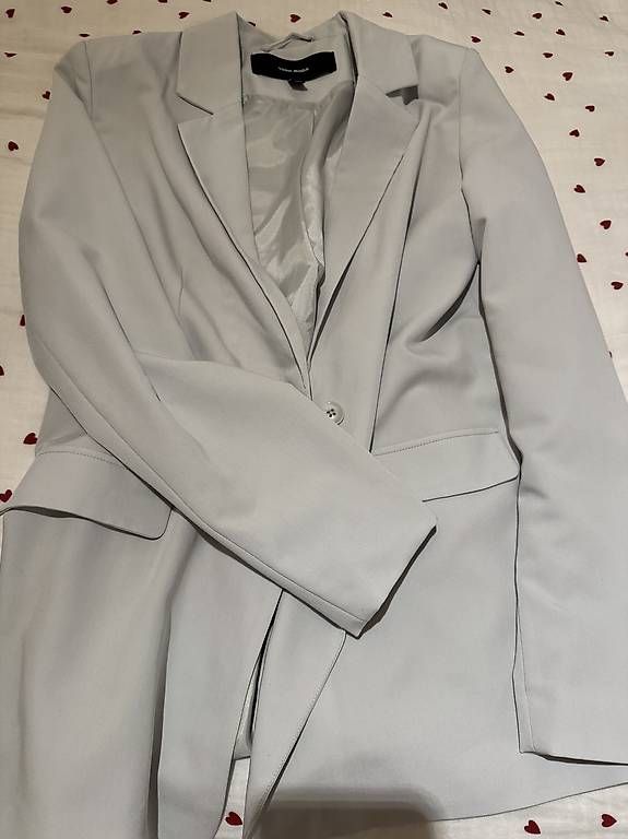 Giacche: Vero Moda Longblazer hellgrau - neuwertig – Usato da Winterthur venduto da julia.hofer