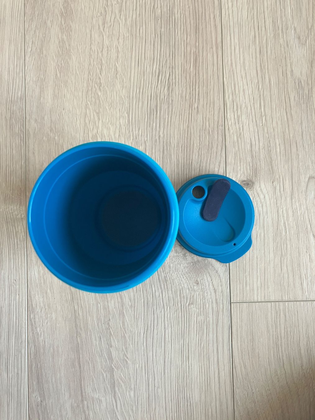 Tupperware Recipients et similaires: Tupperware Thermobecher – Neuf (Voir description) à Ehrendingen par eli_dr72 2