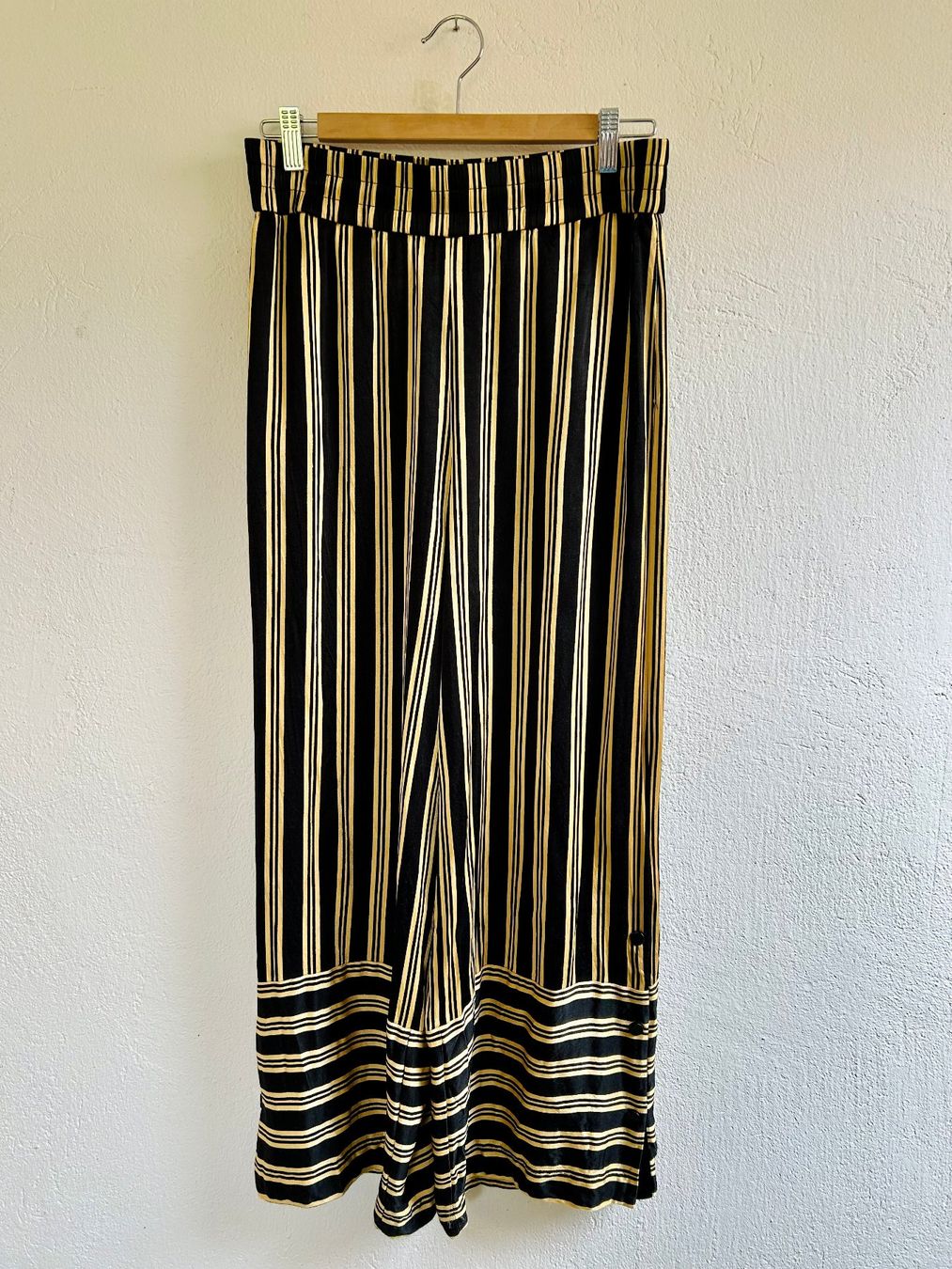 Malene Birger Pantaloni: BY MALENE BIRGER / Hose (Gr.36) – Usato da Dietlikon venduto da Mankai