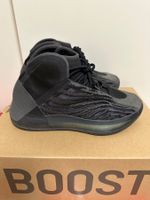 Yeezy by Adidas QNTM Boost Gr 39 1/3 Fr, 6 1/2 US, 38 EUR