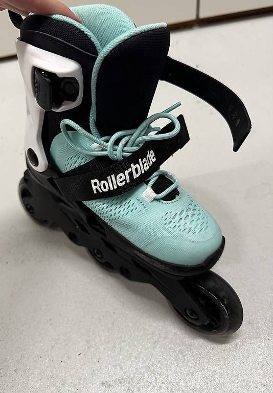 Pattini in linea & Pattini a rotelle: Kinder Inlineskates Gr. 28 -32 – Usato da Frauenfeld venduto da OliviaMartina 2