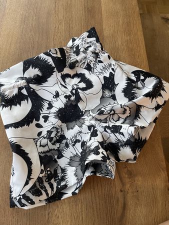 elegante Shorts mit Gummizug Gr. 14 Jahre