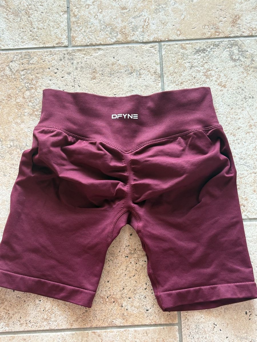 DFYNE Leggings: Dfyne Impact short 6.5” – Neu (gemäss Beschreibung) aus St-Prex von Chiaralop 1