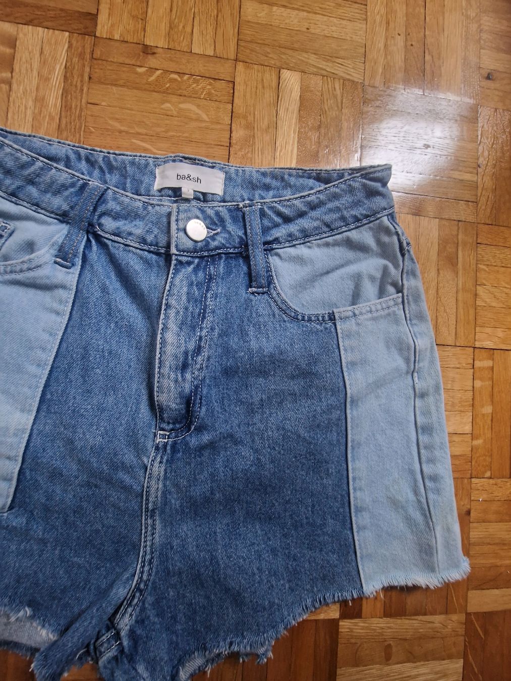 Short en jean ba&sh – Taille 3 (L) (D'occasion) à Pully pour CHF 22 ...