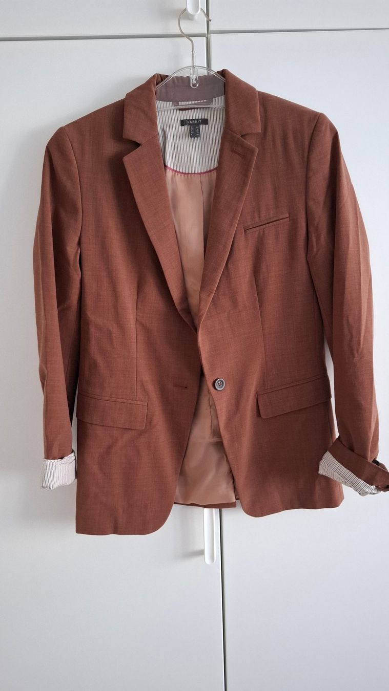 Esprit Ensembles & Tailleurs: Esprit Blazer - Grösse 34 – Neuf (Voir description) à Rickenbach b. Wil par Beautiful.Things