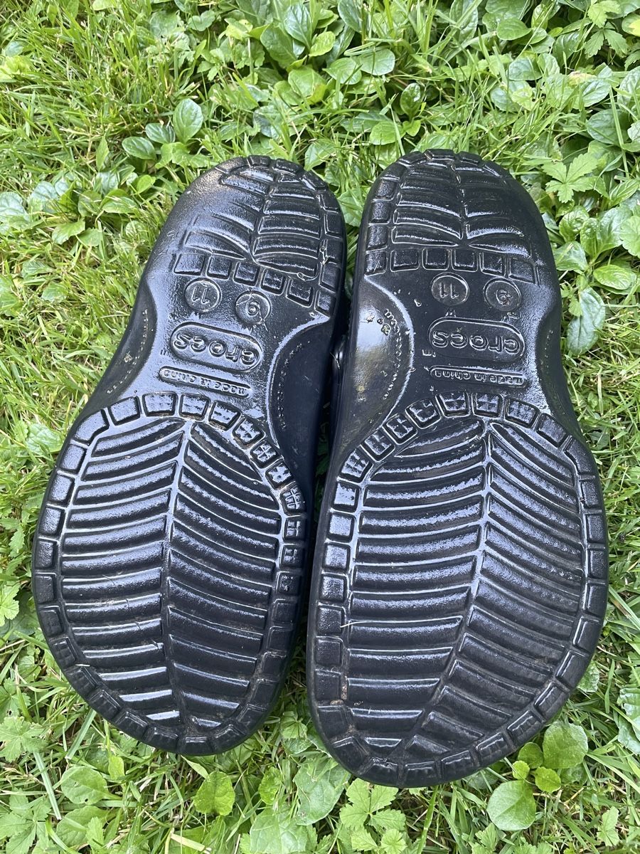 Crocs Chaussures hommes: Crocs schwarz, Gr. 9-11 – D'occasion à Zürich par debi28 1