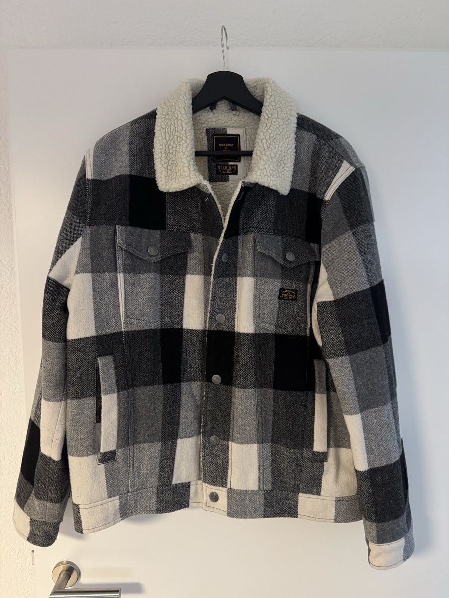 Superdry Vestes: Superdry - veste – D'occasion à Tavannes par Blanc0o13