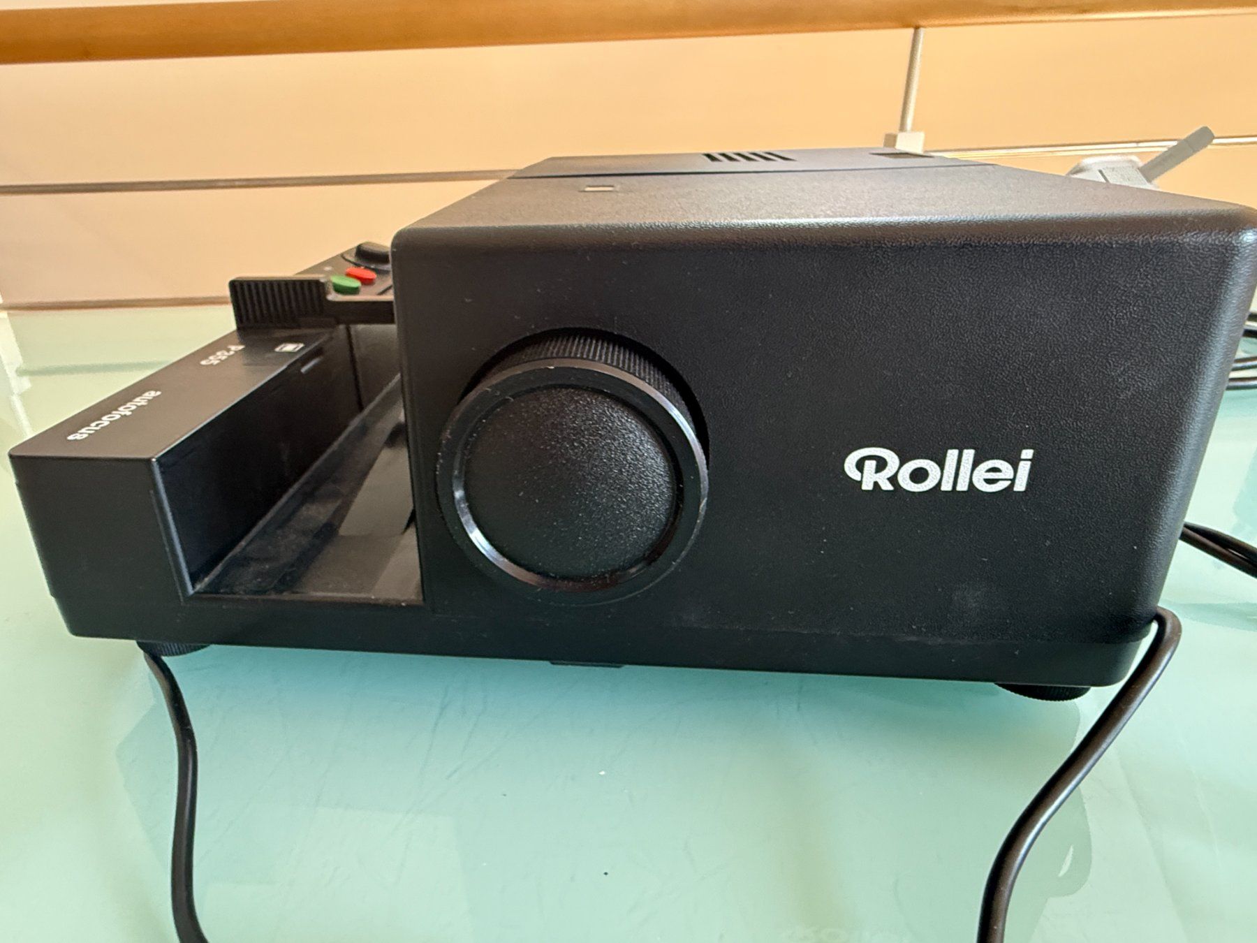 Rollei Proiettori: Rollei P355 Autofocus Diaprojektor – Usato da Aeugst am Albis venduto da gzhtox 6
