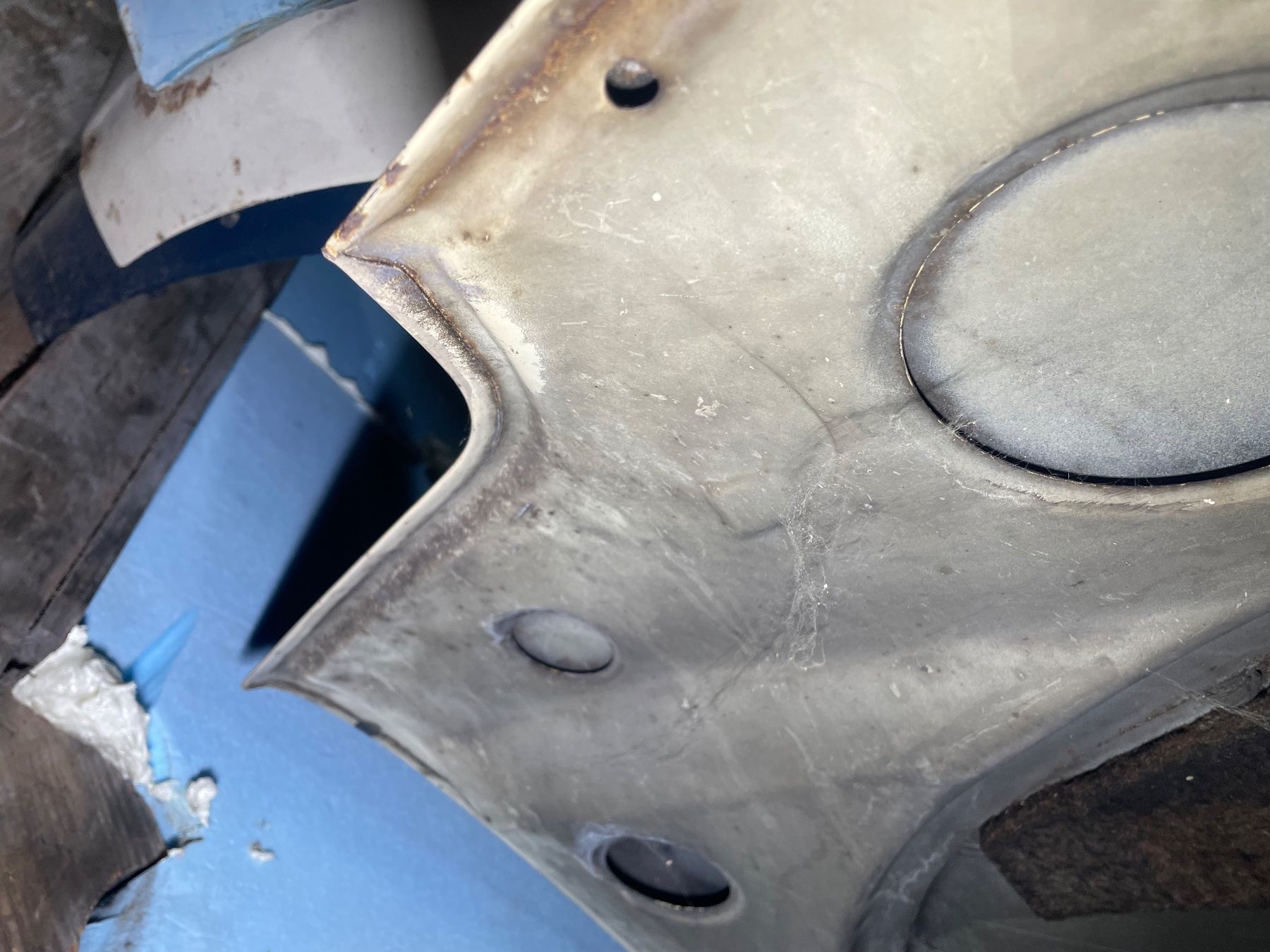 Citroën Tutti pezzi di ricambio auto: Motorhaube zu Citroën GS / GSA – Usato da Gletterens venduto da XBHS7412 5