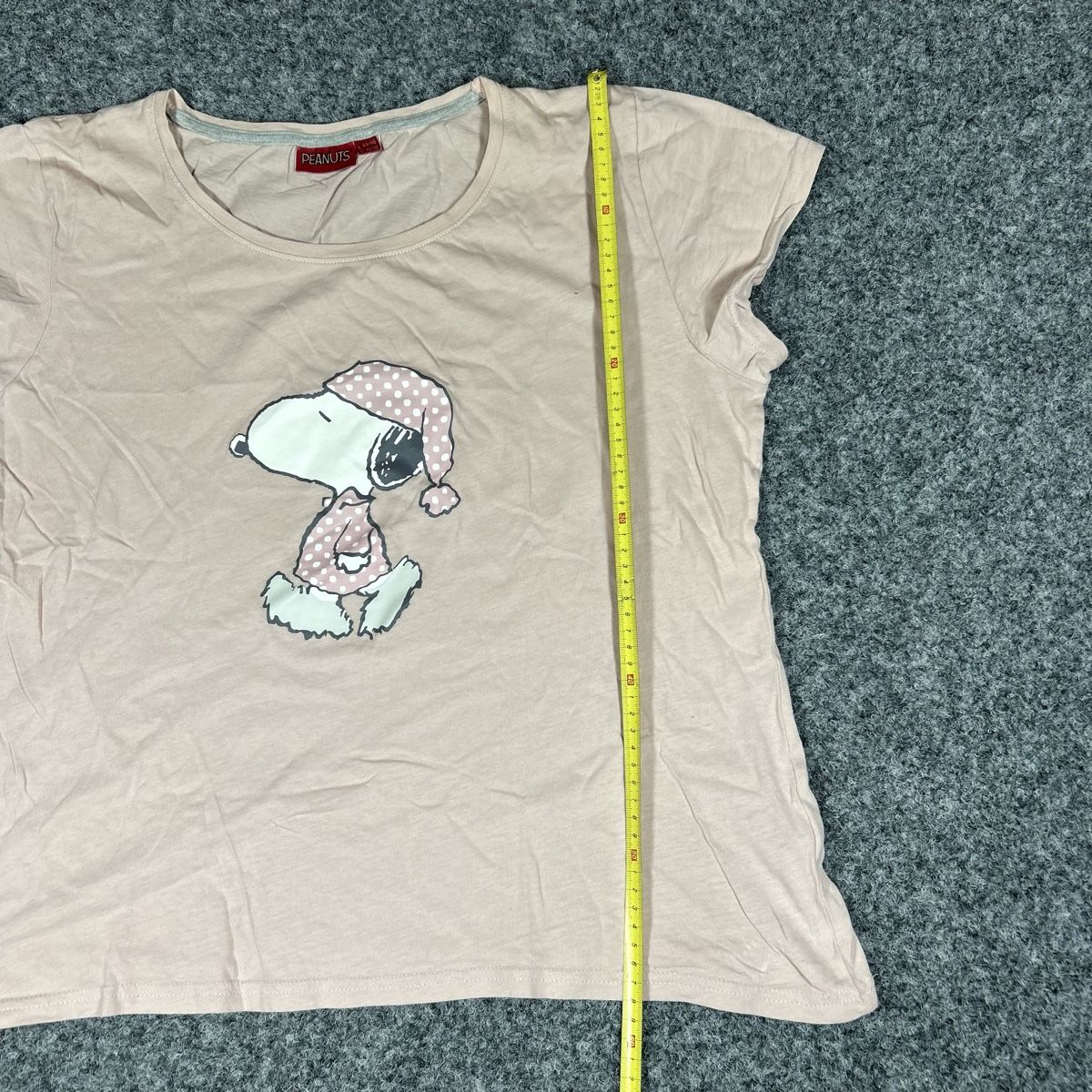 T-shirt: Peanuts Snoopy shirt  – Usato da La Sagne NE venduto da Matlasape 2