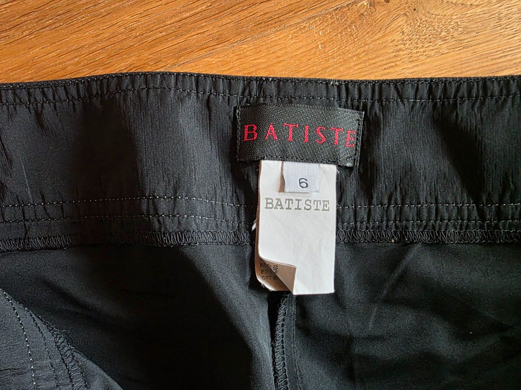 Pantaloni: Damen Polyester Hose Schwarz Batiste Grösse 6 – Usato da Walterswil BE venduto da Lonitti 3
