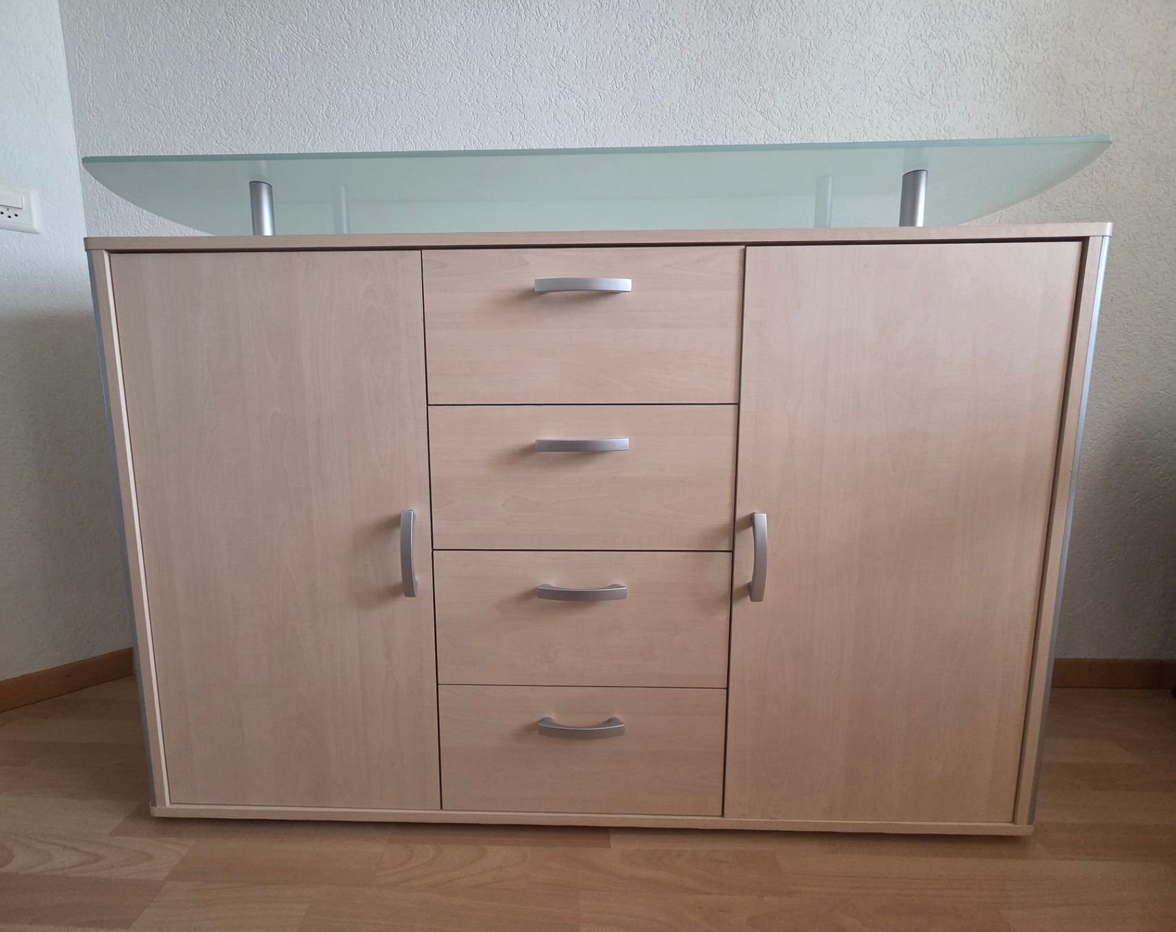 Tische: Esstisch mit Stühlen und Sideboard – Gebraucht aus Waltenschwil von wys_6stx 4