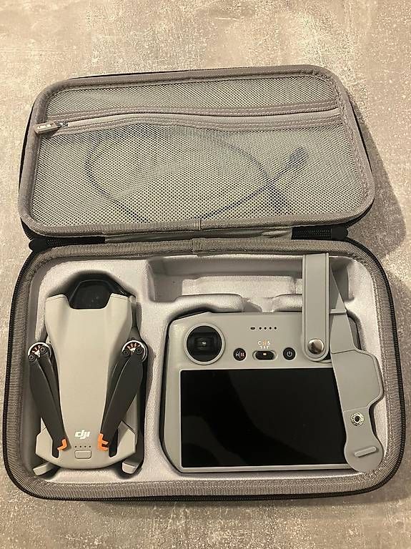 Modellismo RC: Drone DJI Mini 3 – Usato da Zürich venduto da lam_8mxt