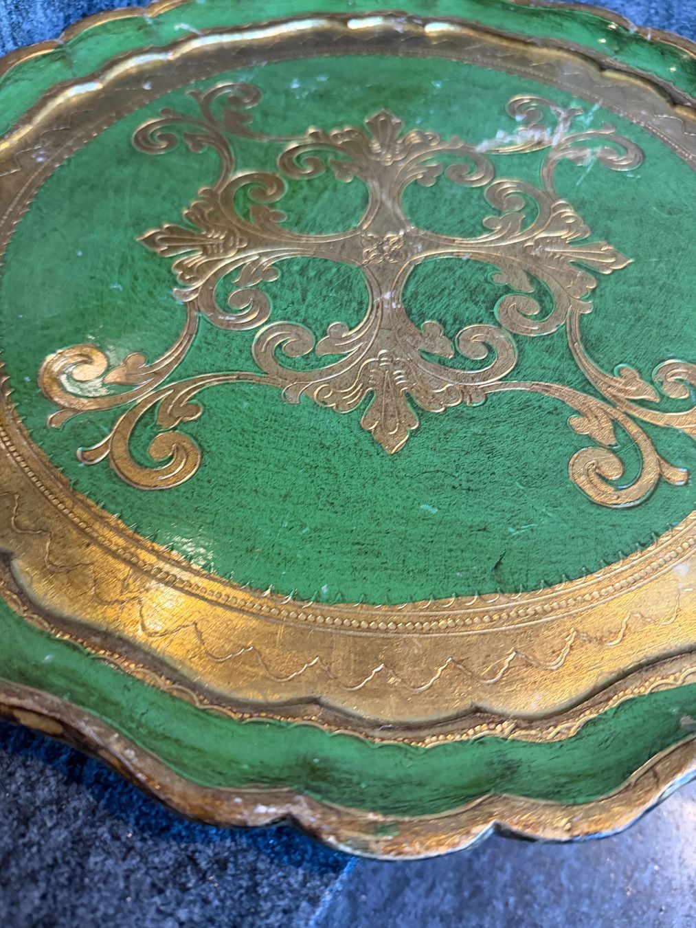 Servierplatten: Florentinisches vintage Serviertablett, Tablett Holz, Gold, – Gebraucht aus Otelfingen von Markthalle_C 1