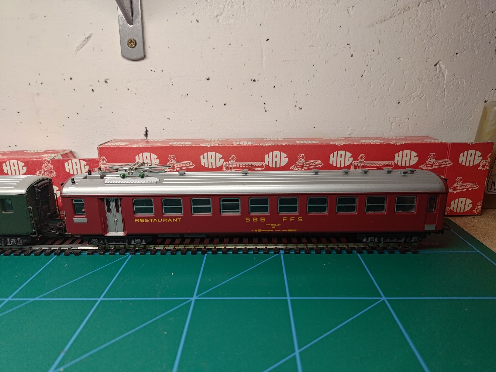 Hag Modellini di ferrovie: Wagon HAG Post et Restaurant – Nuovo (secondo la descrizione) da Chavannes-de-Bogis venduto da Skyhawk3 2