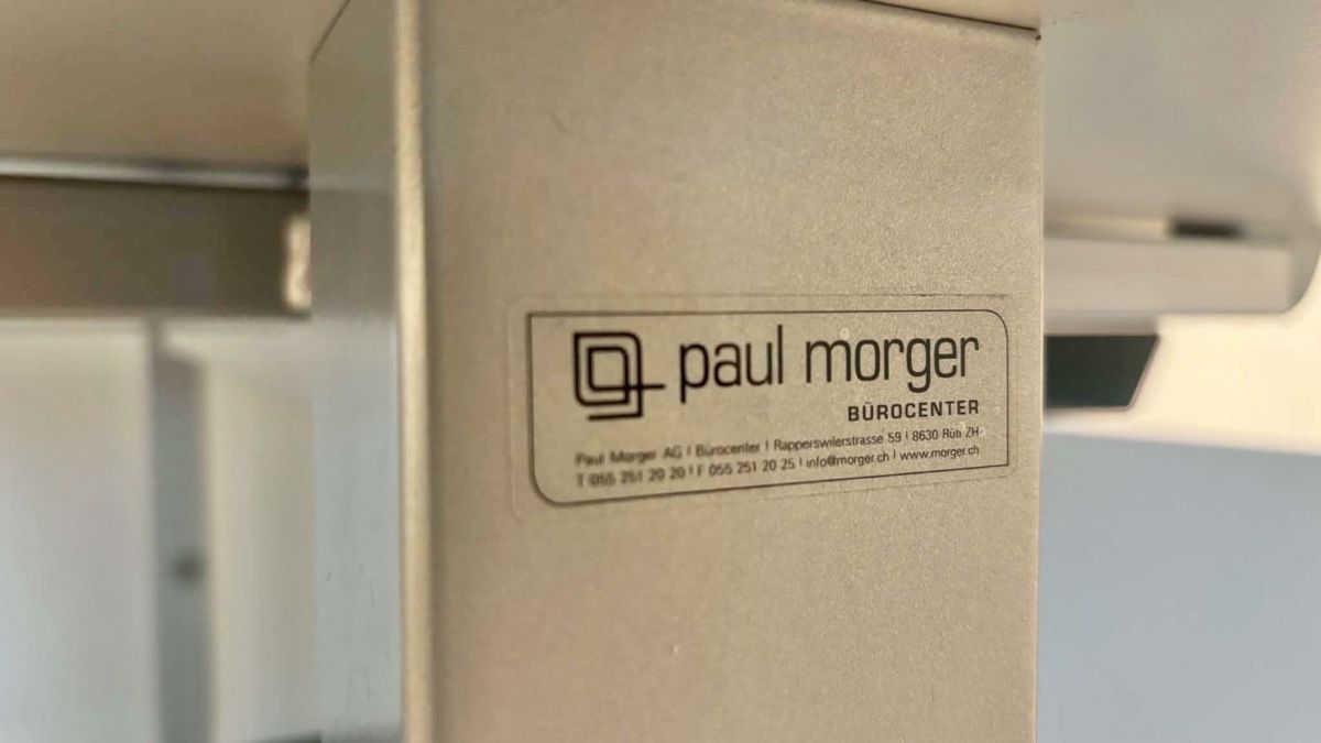 Scrivanie: Bürotisch von Paul Morger Bürocent – Usato da Esslingen venduto da Sereno3 7