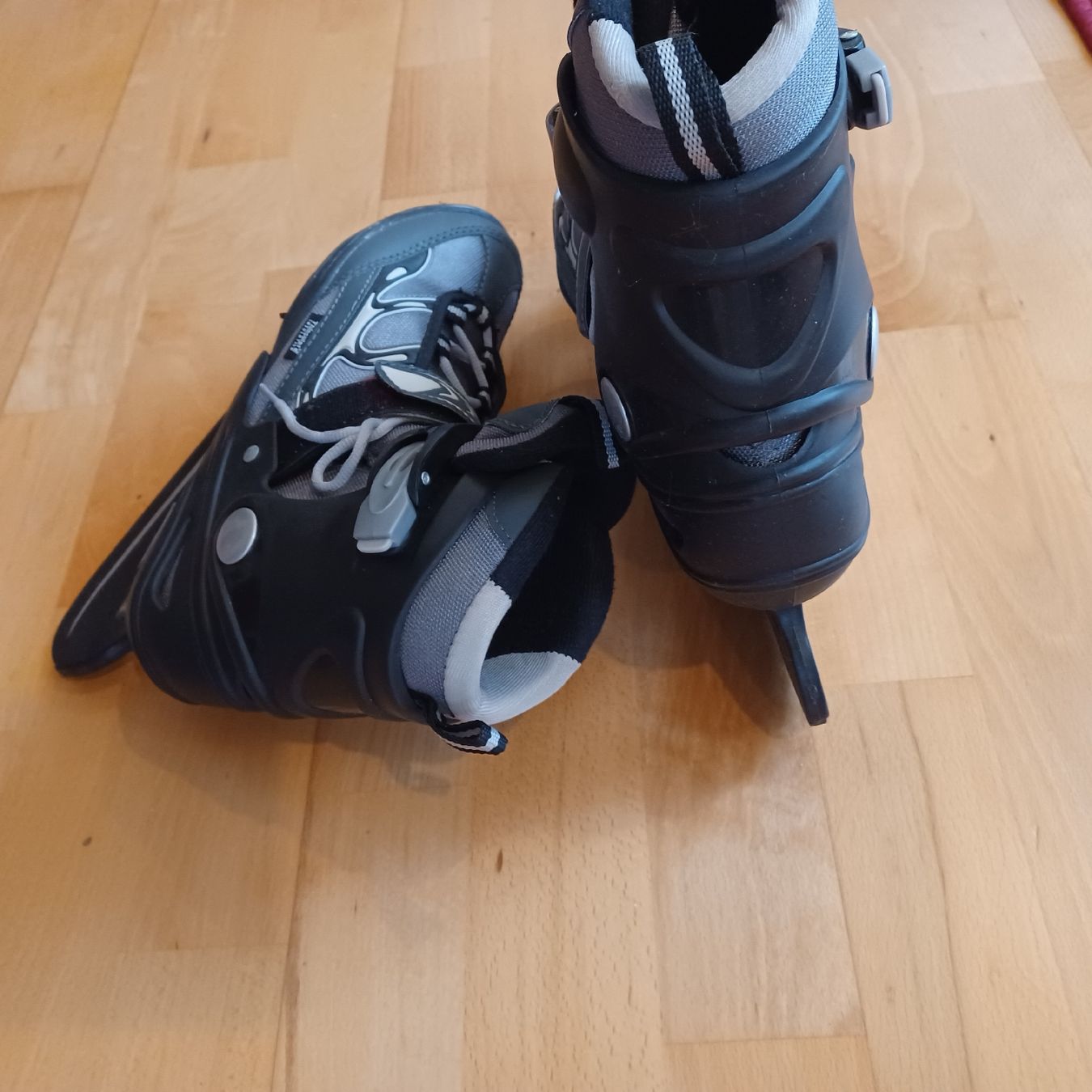 Schlittschuhe: Schlittschuhe von Gr.37-40 – Gebraucht aus Waldkirch von Fantasia-101 2