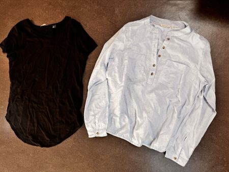 Tolles hellblau Hemd/Bluse und T-Shirt, wie neu, Gr. M
