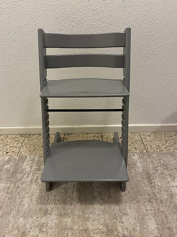 Stokke Chaises hautes: Stokke Tripp Trapp Kinderstuhl – D'occasion à Sevelen par vio_78h5