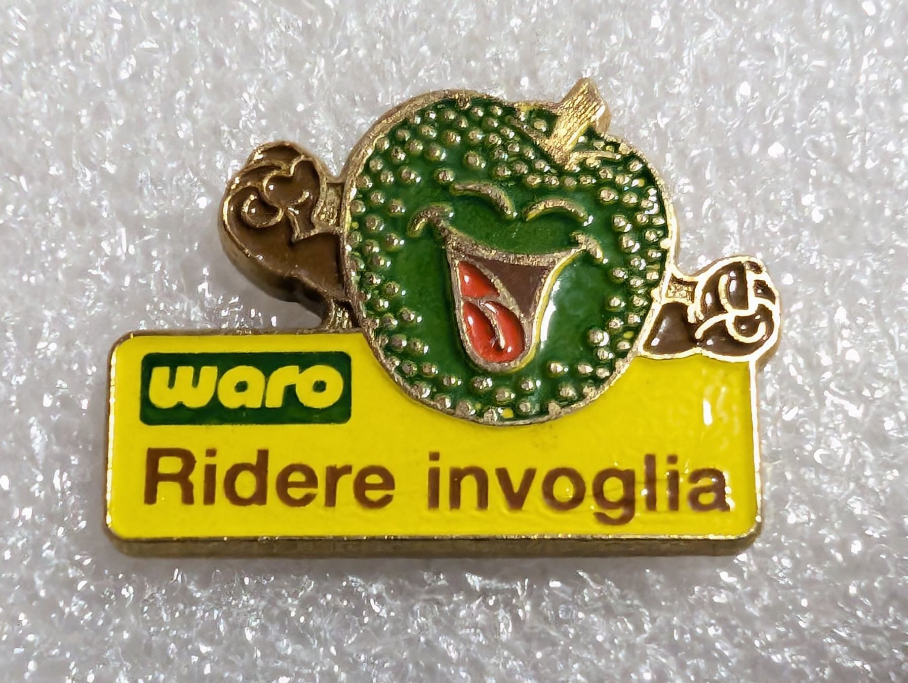 Placchette & Badge: Ansteckpin 289: Waro – Usato da Oppligen venduto da Pin-Fall-Shop
