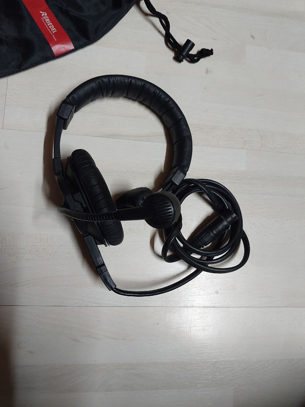 Casques audio: Riedel Pro-D1 XLR4F – D'occasion à Eglisau par HB9ELV 1