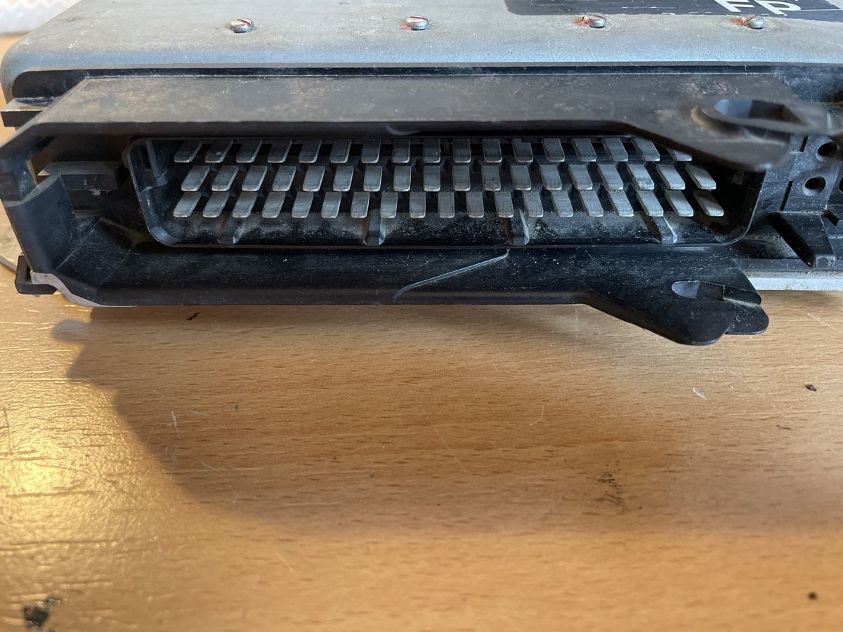 Bosch Alle Autoersatzteile: Steuergerät #224 Bosch 0261200185 90299569 – Gebraucht aus Grub AR von sam_rq67 1