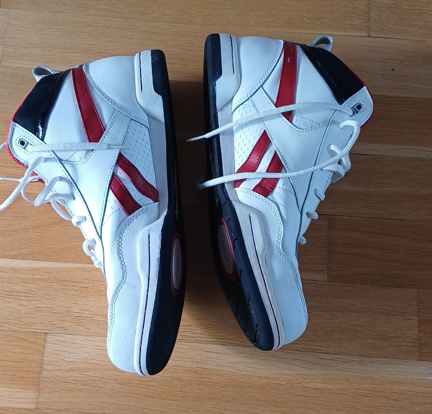 Reebok Herrenschuhe: Reebok Turnschuhe Gr 45.5 – Gebraucht aus Pfeffikon LU von SY-YoLo 1
