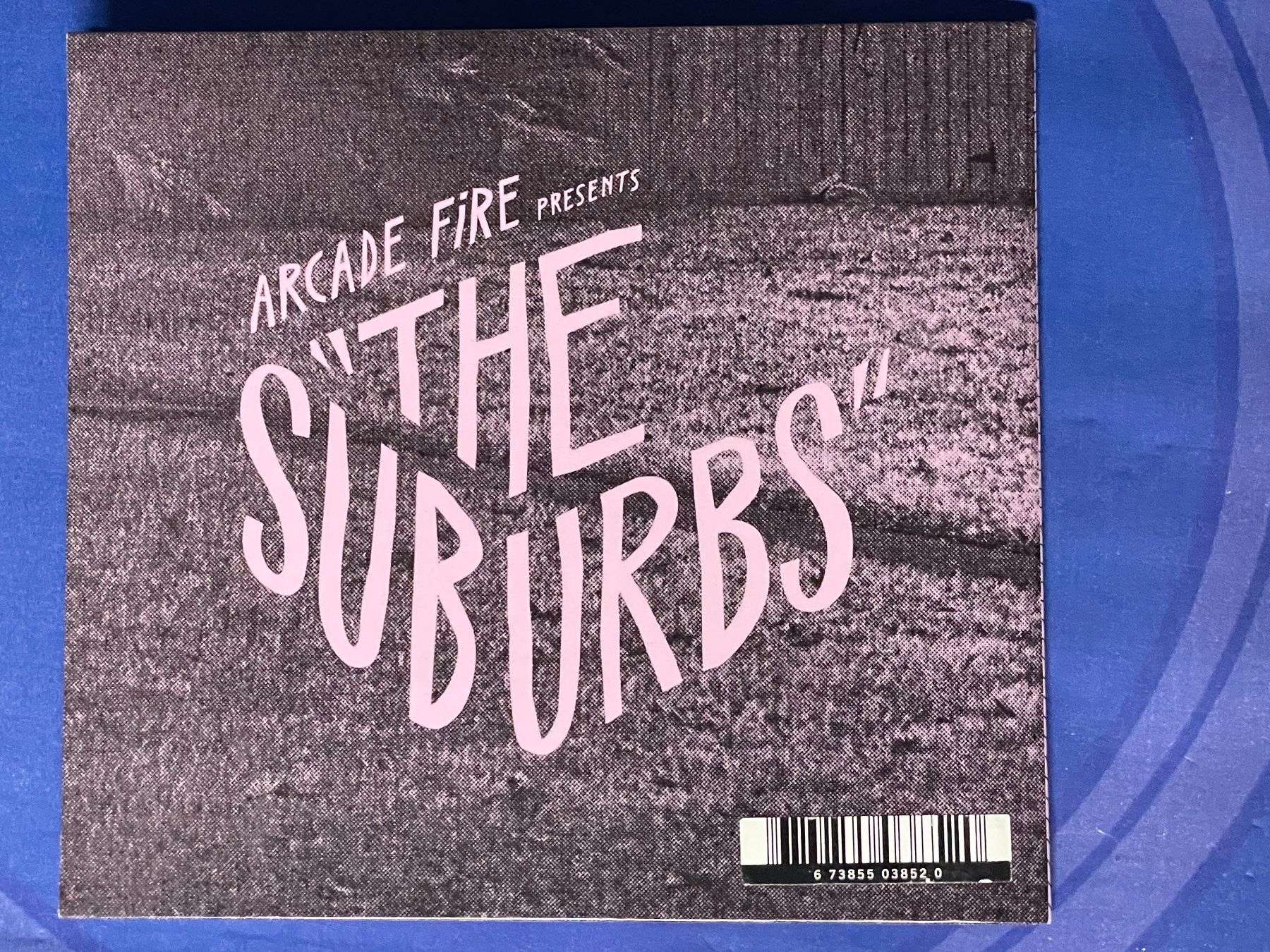 CD: Arcade Fire – The Suburbs – Usato da Muri b. Bern venduto da AdidasCollector 1