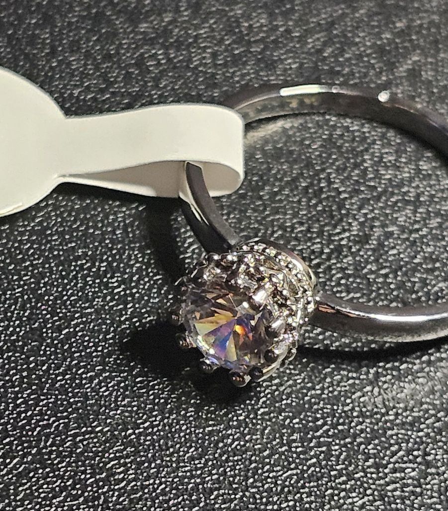 Ringe: Eleganter Ring mit Zirkonia, 925 versilbert, Gr.8 – Neu (gemäss Beschreibung) aus Grenchen von maretop 4