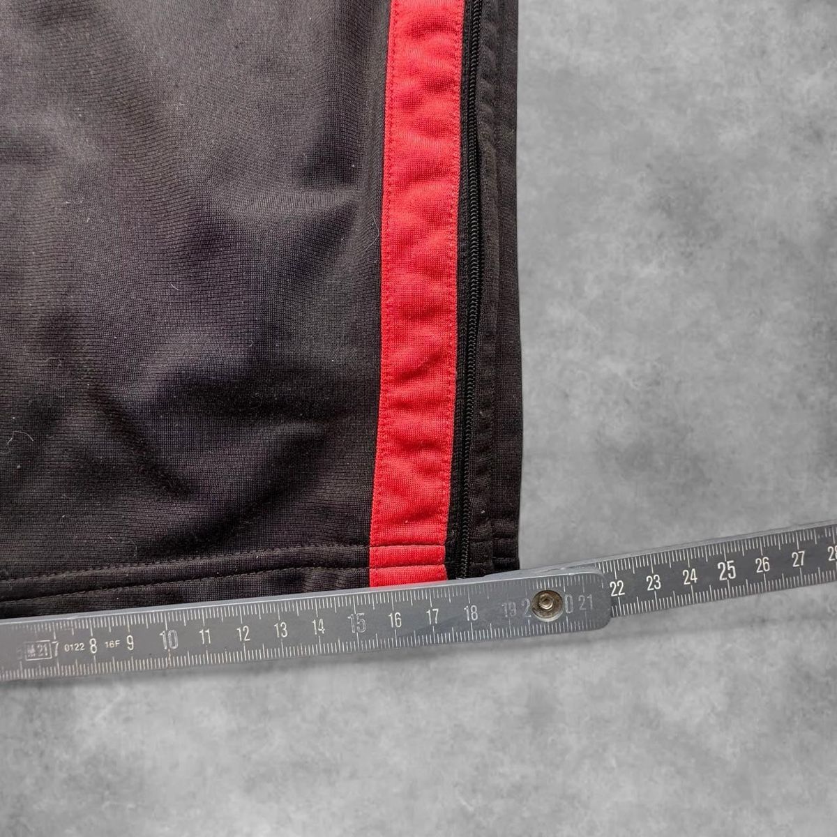Adidas Pantaloni: Adidas AC milan sweatpants – Usato da Erlinsbach SO venduto da TogaResell 6