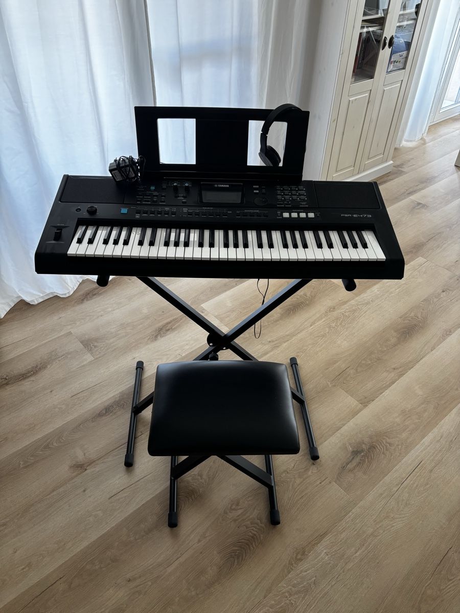 Yamaha Instruments de musique: Yamaha PSR E483 Portable Keyboard – Neuf (Voir description) à Wallisellen par Mercatura