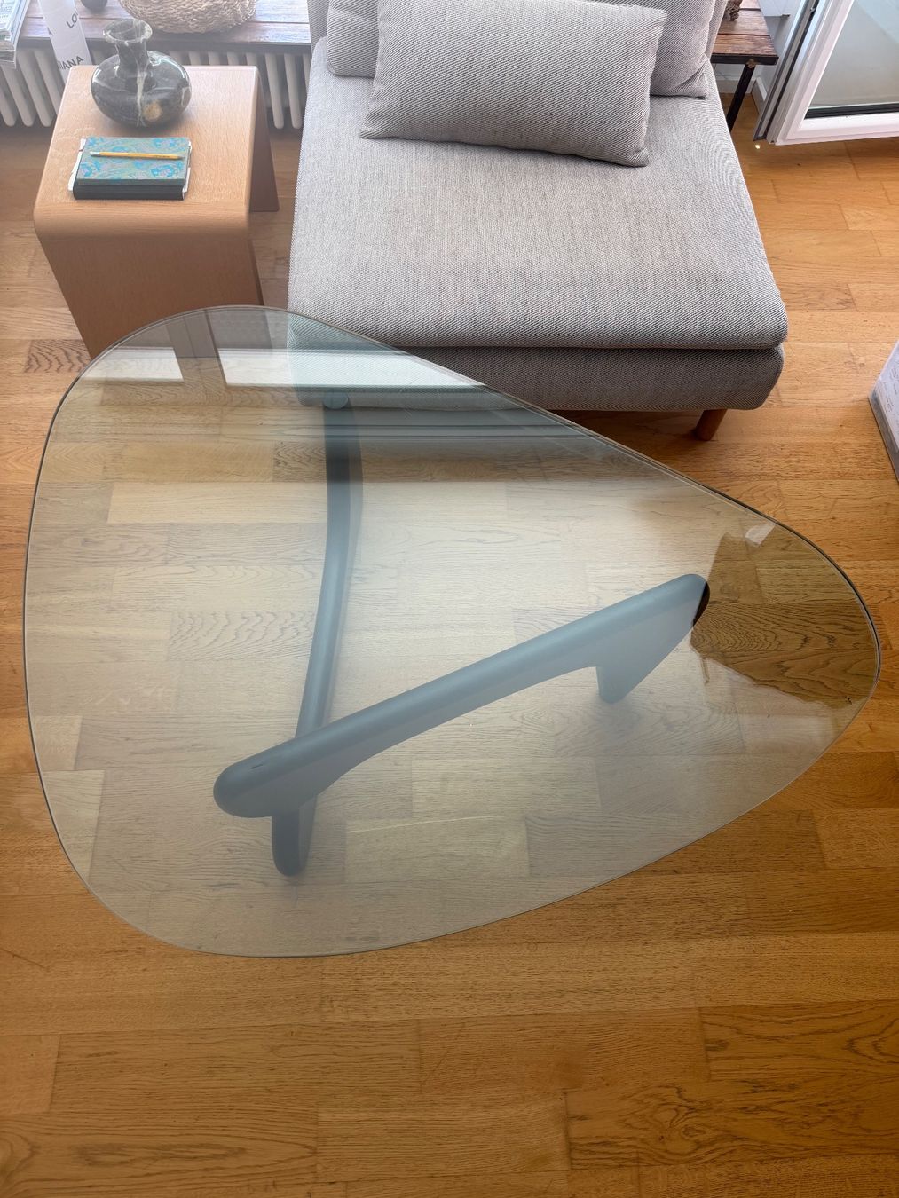 Tavoli: Noguchi Replika Tisch schwarz top zustand – Usato da Nussbaumen AG venduto da HelenaDavid1910