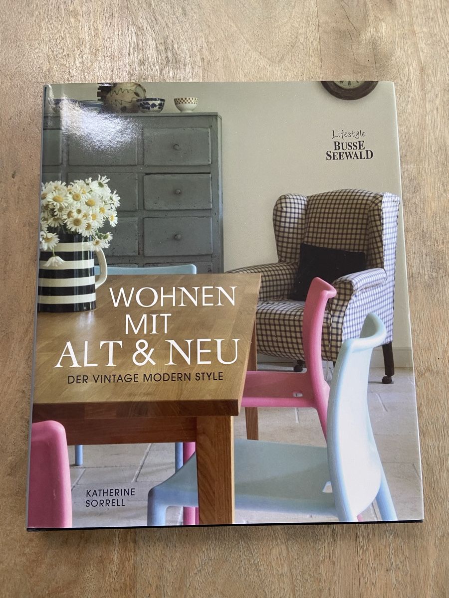 Libri: Wohnen mit Alt & Neu Der Vintage Modern Style Buch – Nuovo (secondo la descrizione) da Luzern venduto da waterfront1