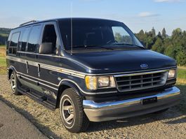 Ford Econoline V8