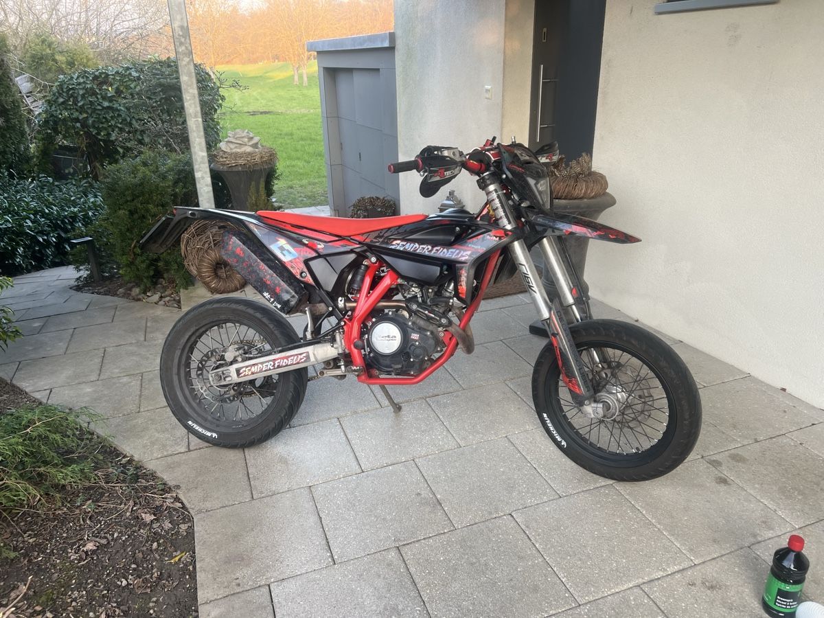 Beta Route: Beta 125 RR Supermoto – D'occasion à Rupperswil par VoniAare
