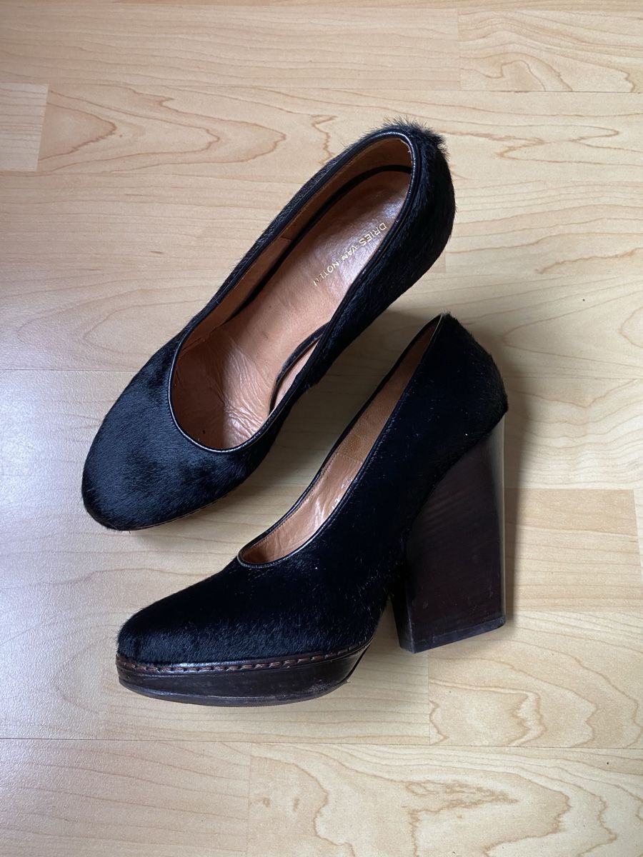Dries Van Noten Scarpe da donna: Talons fourrure Dries van Noten 36 – Usato da Fribourg venduto da coco_westminster