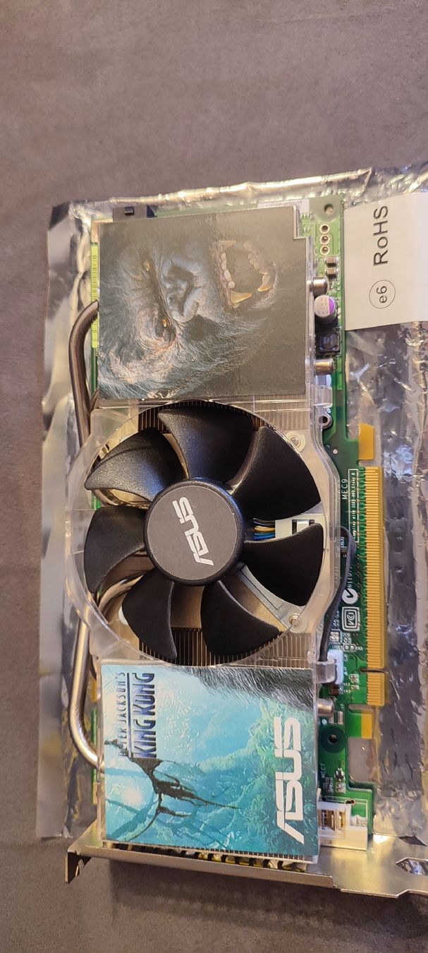 Nvidia Schede grafiche: 3x Grafikkarten Retro – Usato da Bettwiesen venduto da rgr_7cr6 2