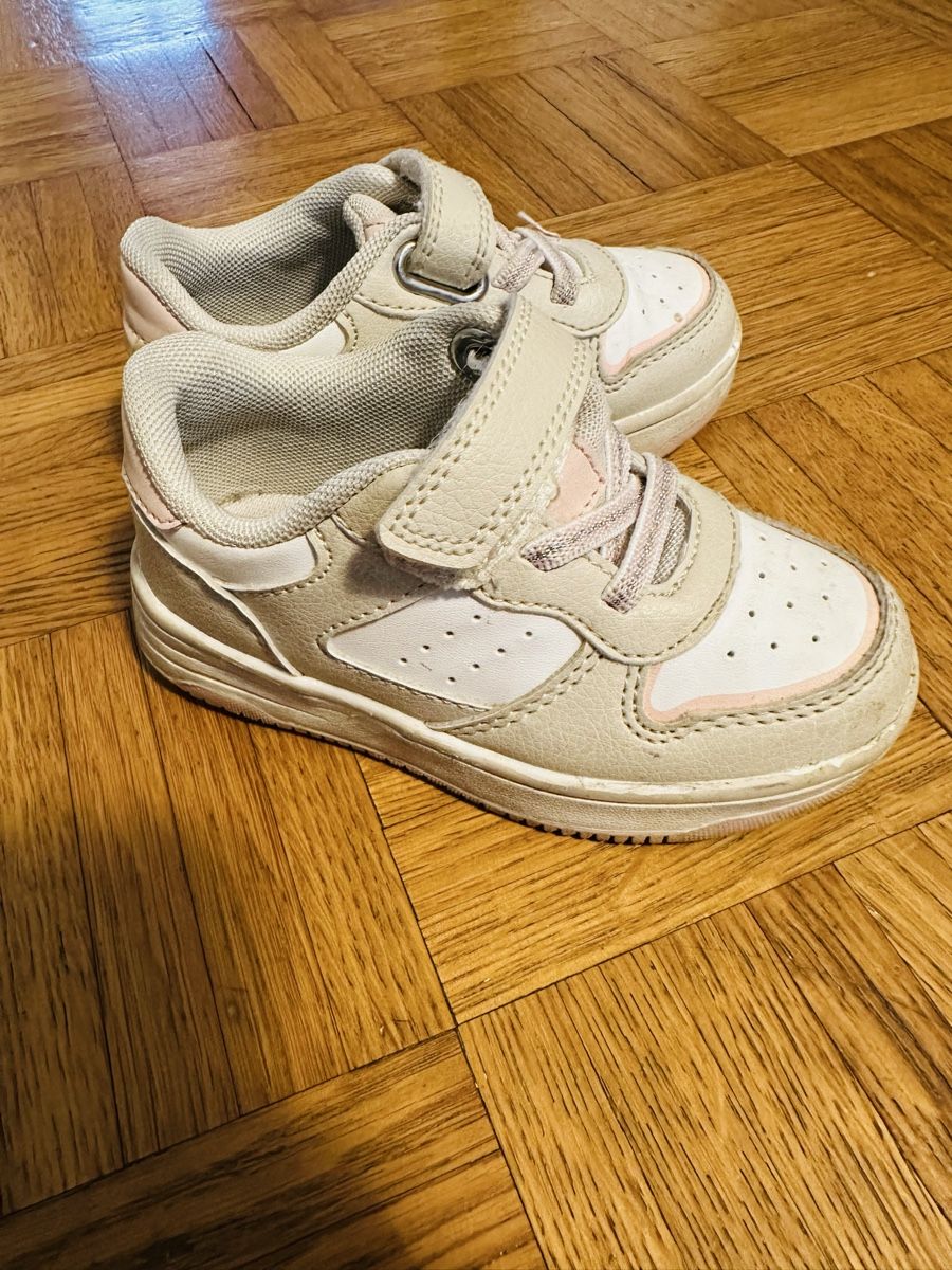 Scarpe per ragazze: Diverse Kinder Schuhe – Usato da Winterthur venduto da CaptainHungary 2