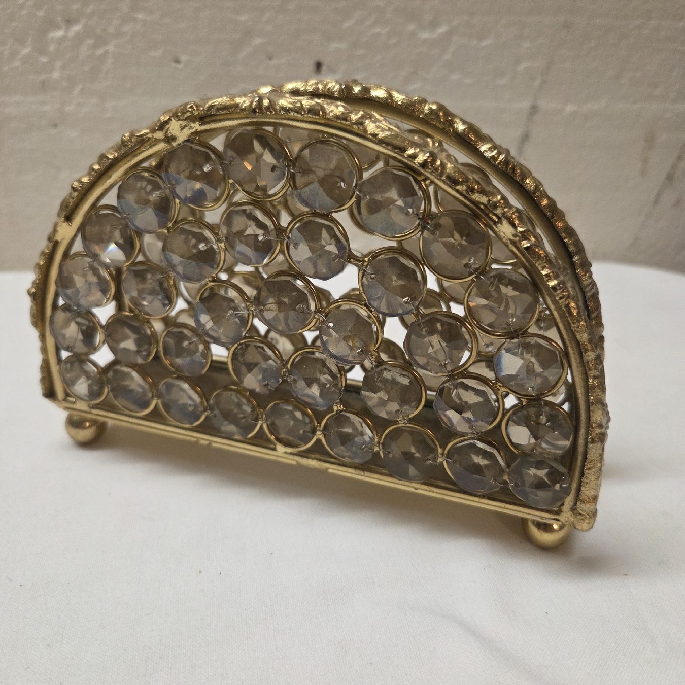 Tutte le decorazioni: Serviettenhalter goldfarben mit Steinen Deko.. – Usato da Stans venduto da Ducati16
