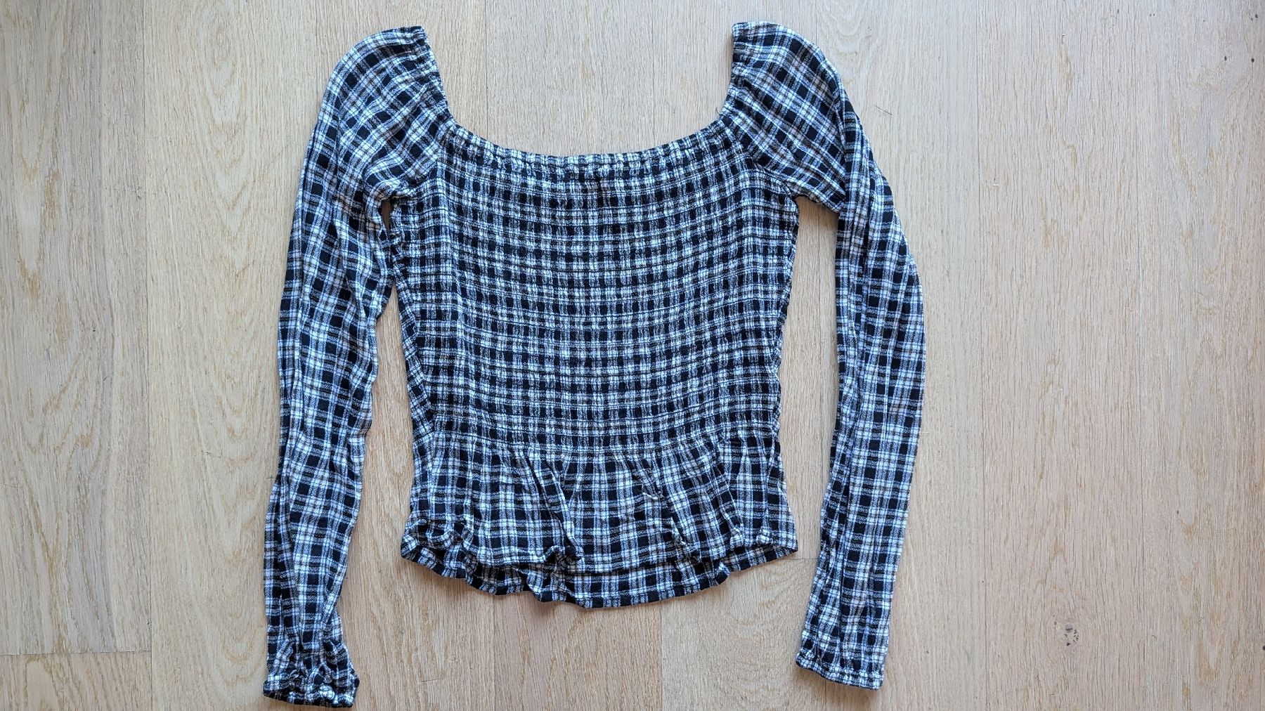 Hollister T-shirt: T-Shirt langarm – Nuovo (secondo la descrizione) da Zürich venduto da nadiialivia 4