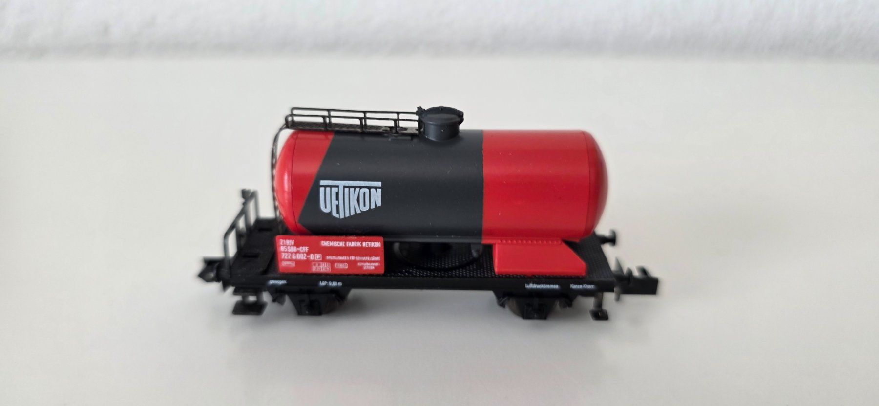 Arnold Modelleisenbahnen: Kesselwagen Uetikon / 2-Achser – Gebraucht aus Wittenbach von Hase113 1