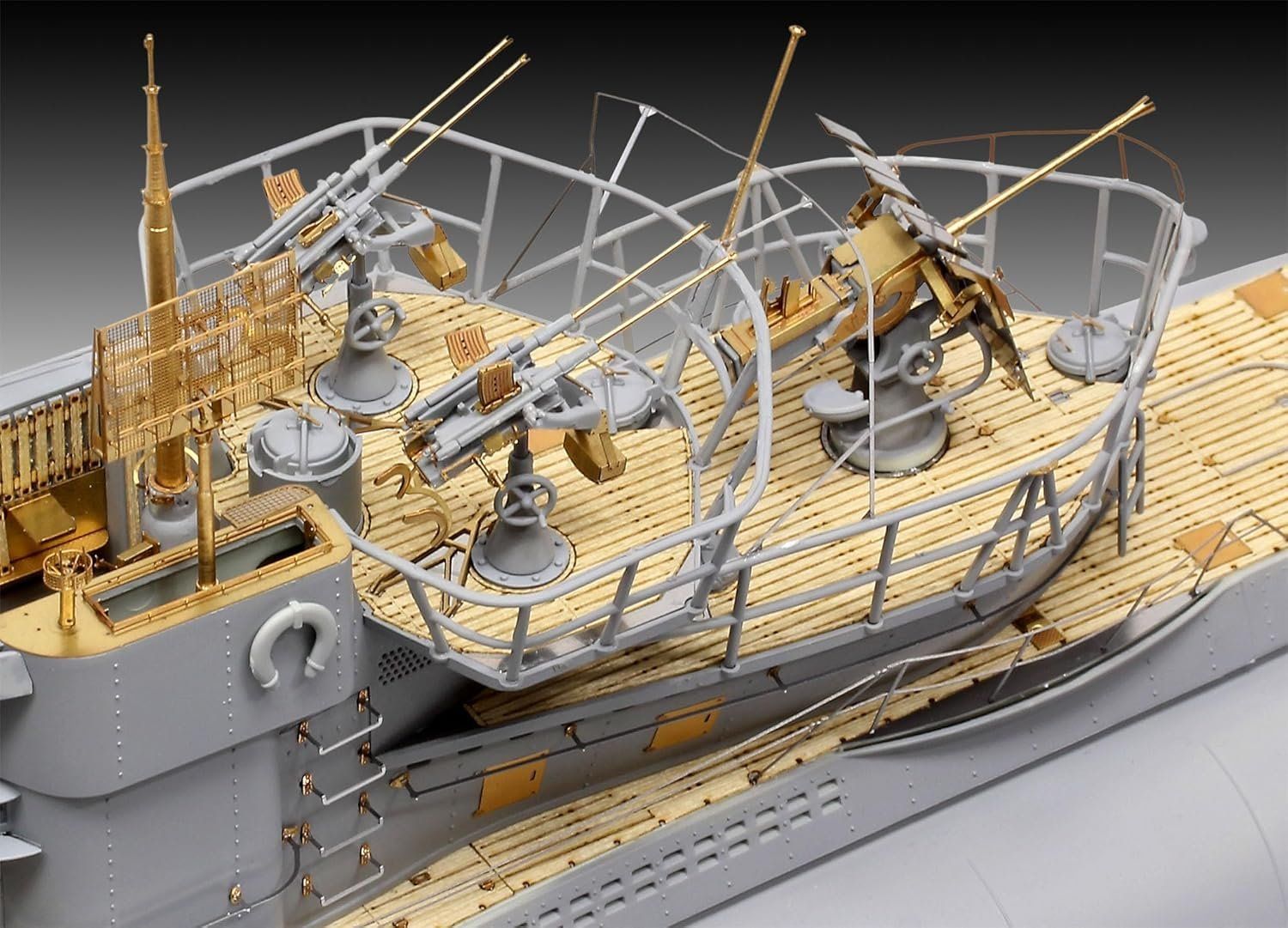 Revell Kit di modellismo & Modellini statici: Deutsches U-Boot Typ VII C/41 Platinum Limited Edition – Nuovo e nell'imballaggio originale da Rothenburg venduto da aron2006 4