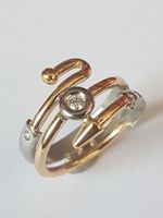 Ausgefallener 18 Karat Goldring
