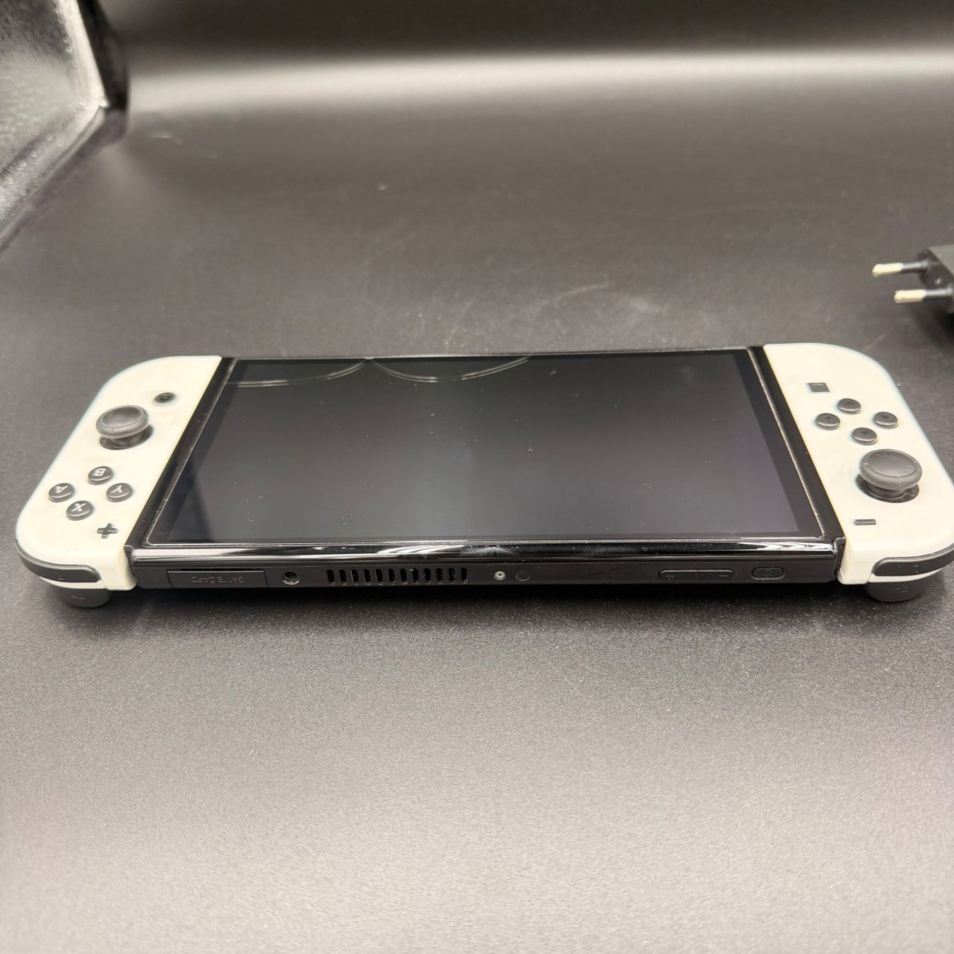 Nintendo Console: Nintendo Switch OLED Weiss – Usato da Düdingen venduto da Nerdworld 2