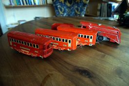 Lionel Lines Zug mit Pullman und Observer Wagen