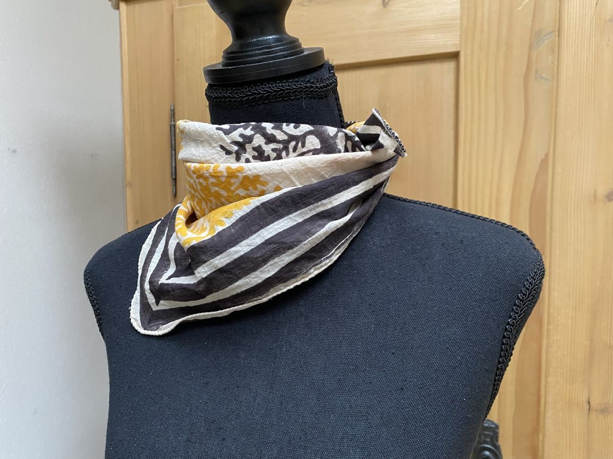 Foulard & Sciarpe: Nicki Tuch Baum Baumwolle Halst – Nuovo (secondo la descrizione) da Buochs venduto da H16 4
