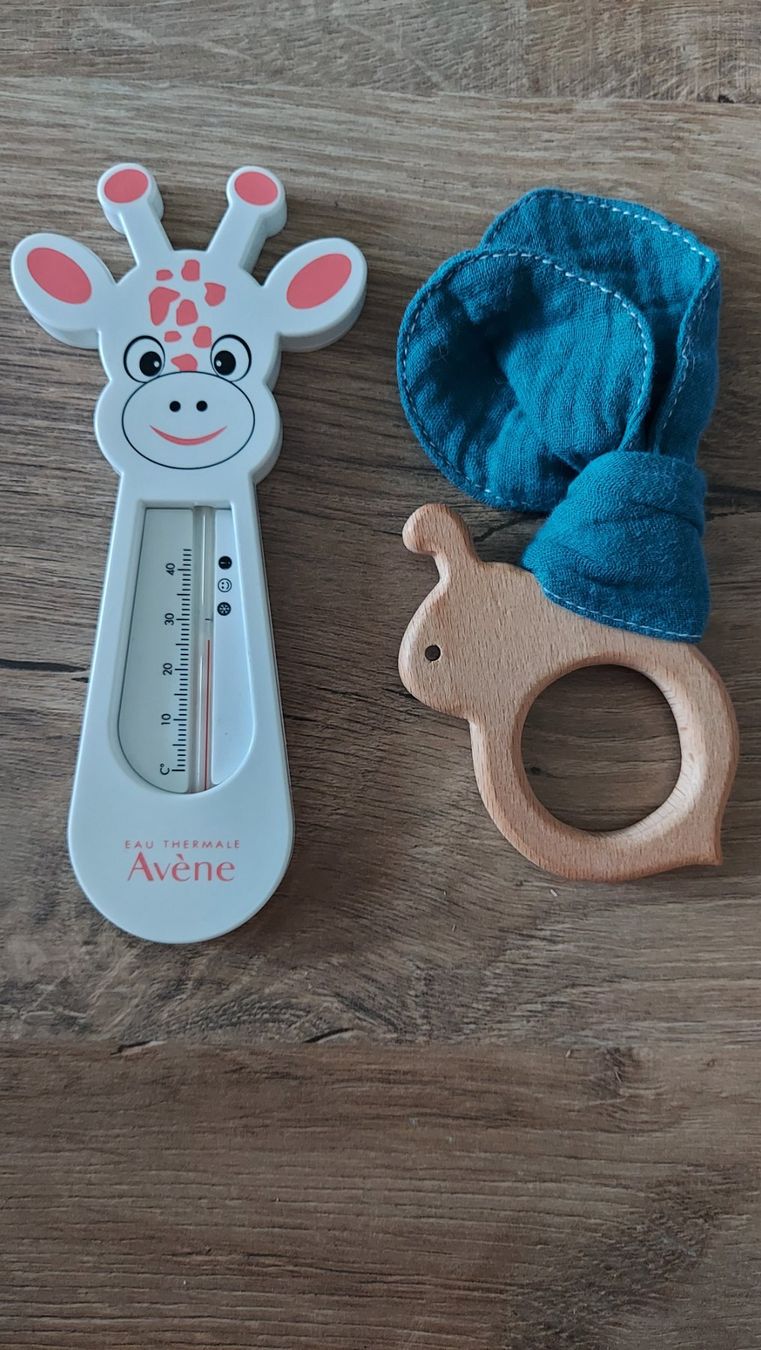Altro per la casa: Badethermometer und Beissring neu – Nuovo (secondo la descrizione) da Anglikon venduto da Yari05