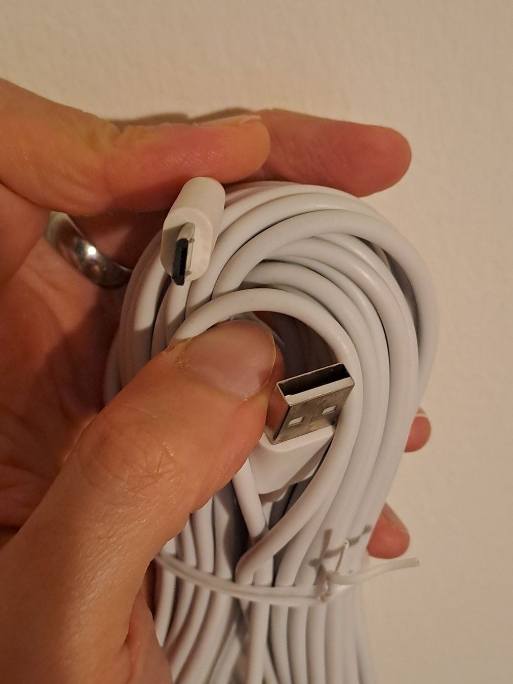 Cavi: Extra langes Micro-USB-Kabel – ca. 10 m – Usato da Schaffhausen venduto da lucaalessandro 2
